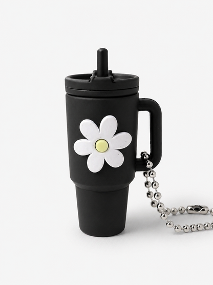 Mini Becher Anhänger „Daisy Cup“ – süßer Keychain 5cm