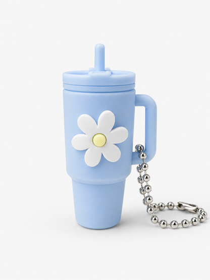 Mini Becher Anhänger „Daisy Cup“ – süßer Keychain 5cm