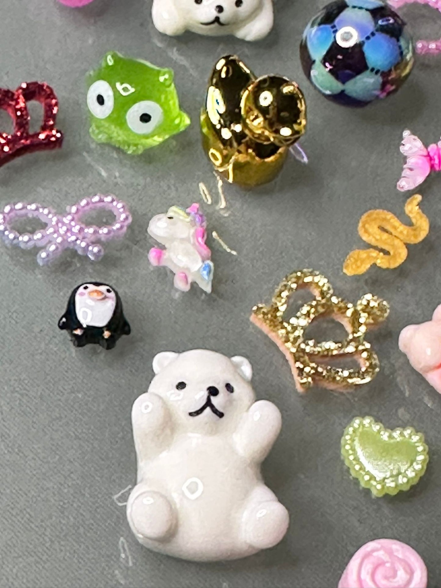 Mystery Mini Charm Säckchen ✨ | Kawaii Überraschung (3 Größen: Normal, Maxi, Premium)