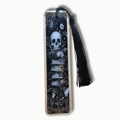 Gothic Lesezeichen mit Quaste – Totenkopf Design