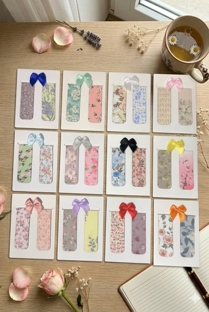 Magnetische Lesezeichen Blumen 2er Set – Geschenkbox mit Schleife