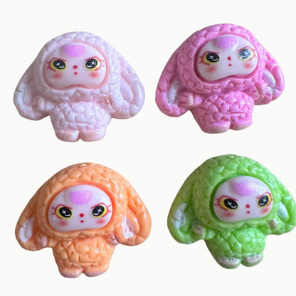 Kawaii Monsterfigur Sammelset im Display